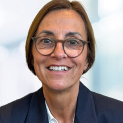 Claudia Karnbach