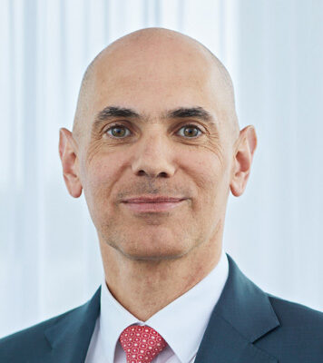 Headshot of Christian Wojczewsk