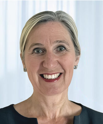 Claire Hinshelwood business03 WEB 002