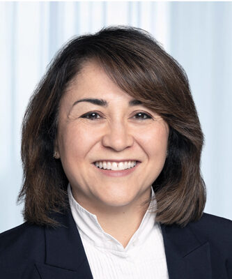 Headshot of Dr Ingrid Mueller