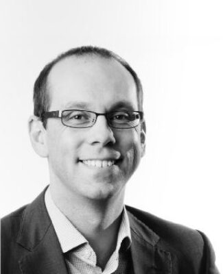 Headshot of Lloyd Payne