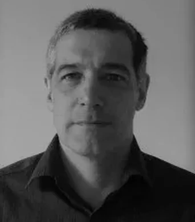 Simon Thomas